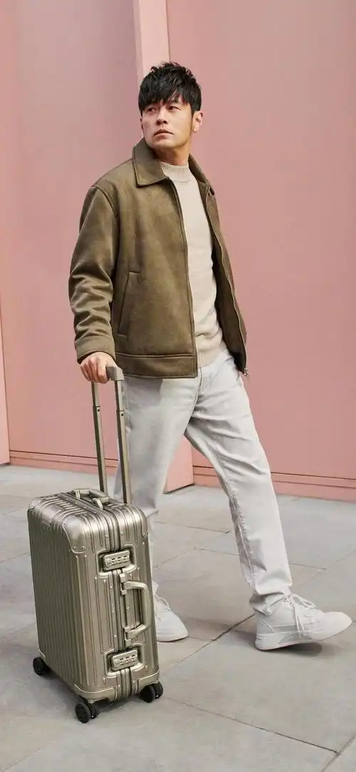 周杰伦代言最新写真