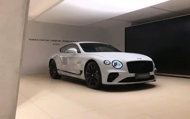 宾利欧陆外观内饰现车实拍