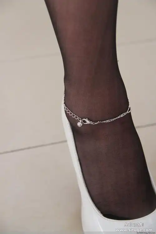 【转载】[丝图阁]2011.07.30 stg_no.036 pingguo