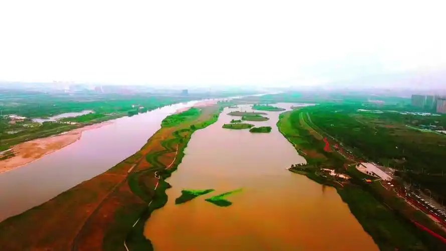 航拍西安渭河湿地公园,贯穿整个浐灞区,也是全国最大的湿地公园