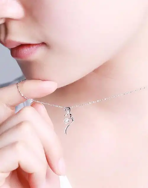 钯金pd950共7分钻石吊坠