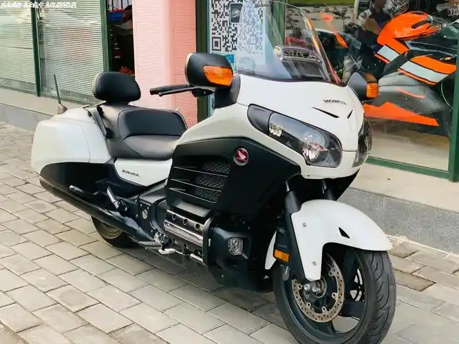 新到正规大贸二手本田金翼gl1800f6b顶配2017年上牌京b公户111豹子