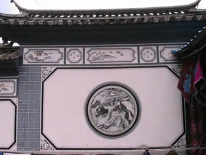 大理白族民居墙体彩绘白族民居墙绘白族文化墙体彩绘壁画