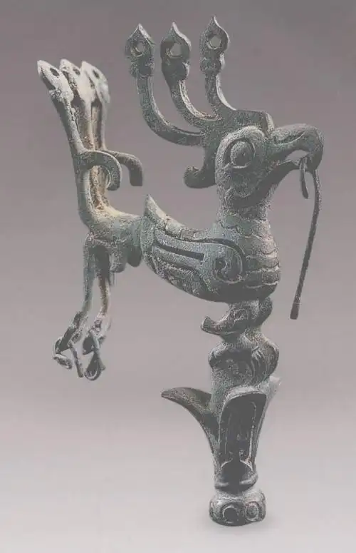 8992三星堆铜鹰头铜鸟