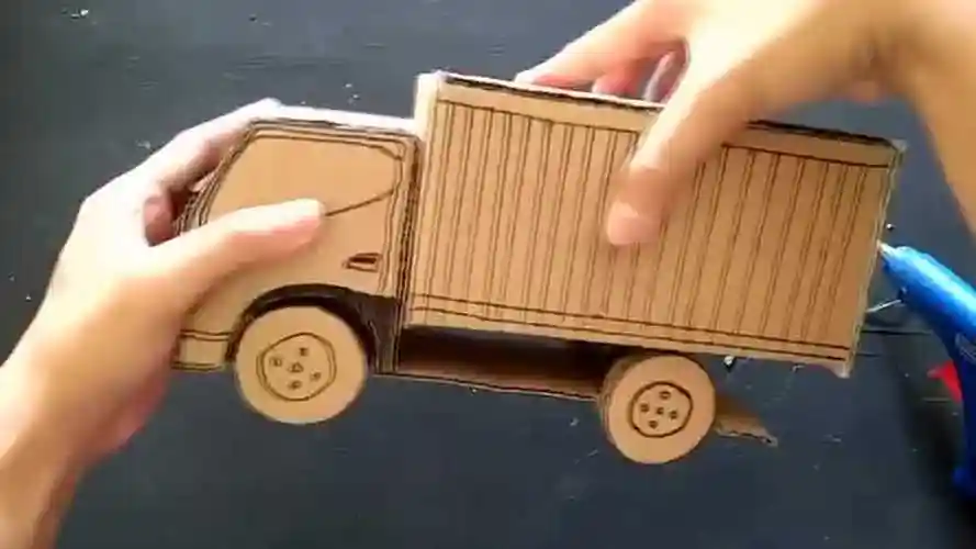 第3课能干的帮手纸盒货车