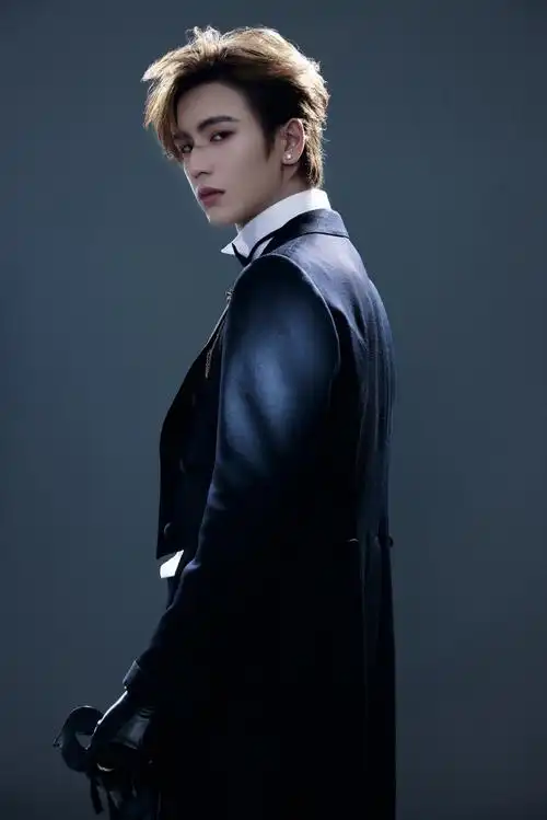 张凌赫1230生日快乐##张凌赫生日派对邀请函