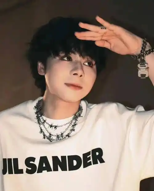 精灵_rapper_紫菜