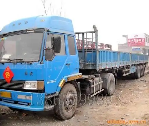 解放货车260马力一拖三半挂车