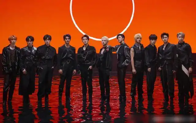 刷新男团塌房历史rise赵让被曝和师妹同居要不就地解散吧