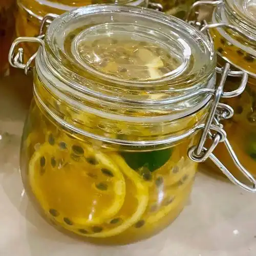 超简单的金桔百香果柠檬蜂蜜茶教程