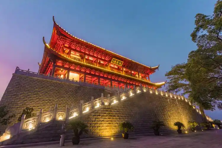 其它 镇海楼 写美篇         福州屏山有座著名地标性建筑"镇海楼".