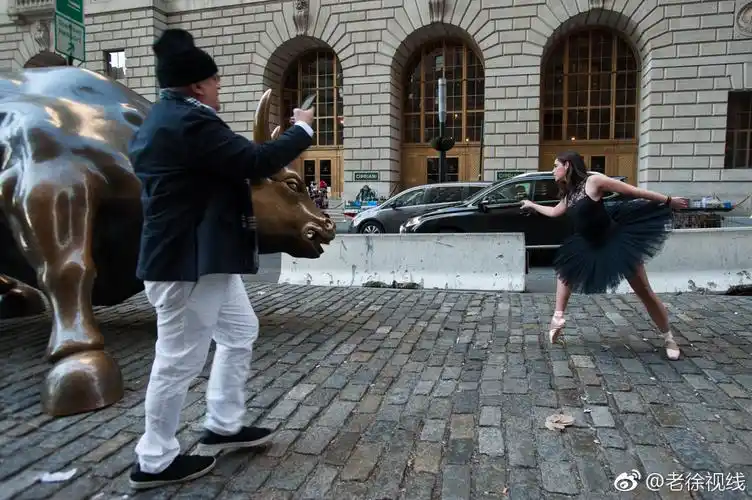 华尔街铜牛与无畏女孩