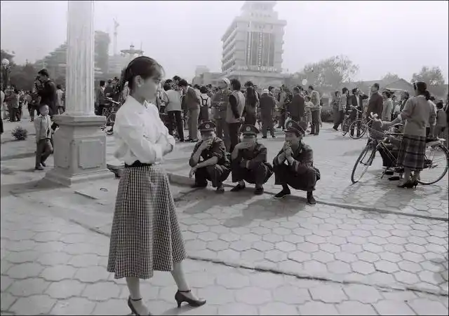 1987年中国老照片:图4非常尴尬,图6已经绝迹