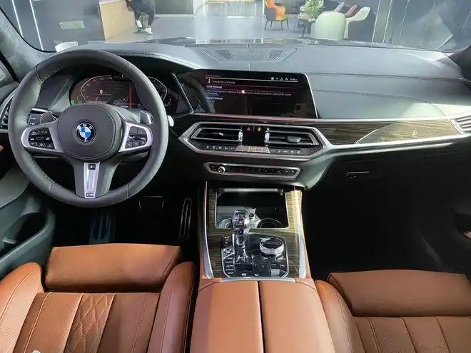 全新一代宝马x7当之无愧的豪华旗舰suv|宝马x7|内饰|概念车|suv_网易