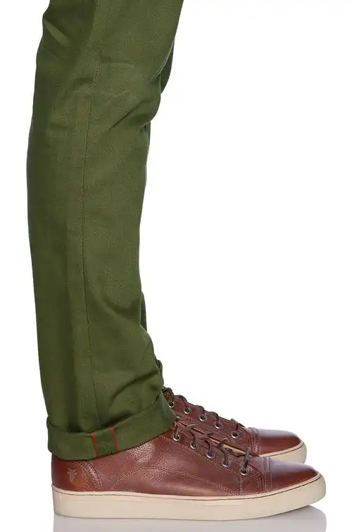 naked & famous denim 卡其绿 31 weird guy selvedge chino 12oz.