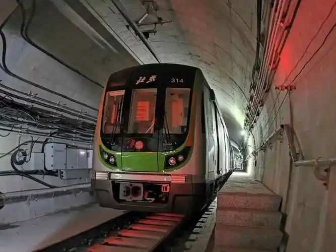 北京地铁16号线南段开始"跑图"!