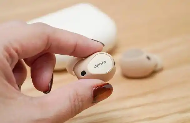 顶级无线蓝牙耳机盘点:jabra elite 10,跨过sony和bose一大截!