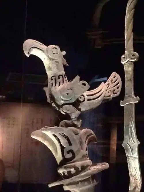 青铜神树的作用