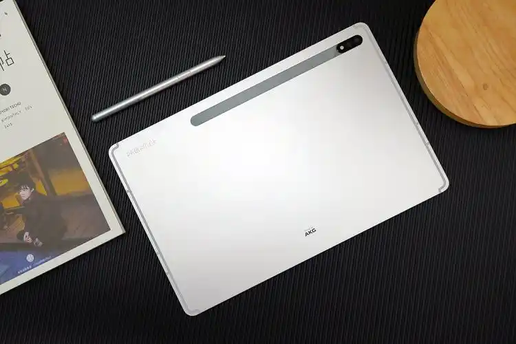 安卓平板,三星galaxy tab s7|s7 凭借着窄边框设计以及高屏占比的特点