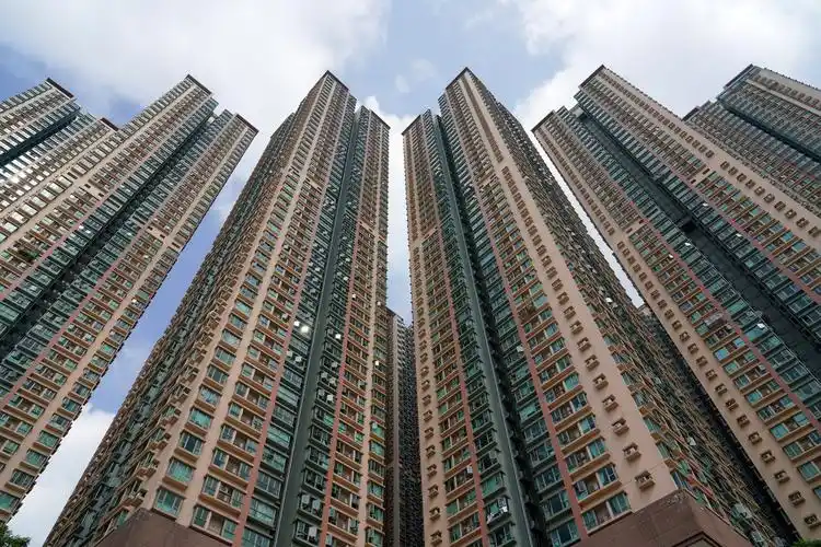 戴德梁行:香港下半年樓價跌5%