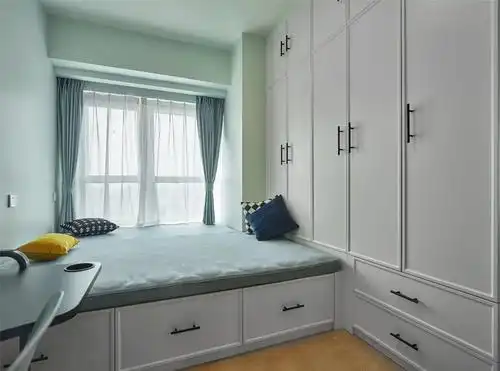 北欧混搭风格二居榻榻米卧室装修效果图