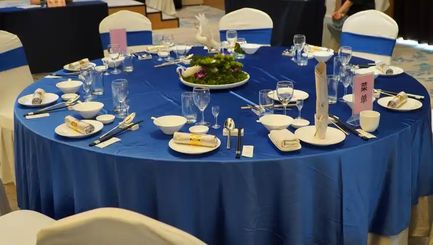 犍为县举办第二届中餐宴会摆台技能比赛