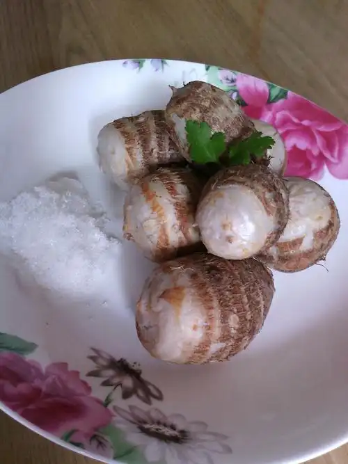 蒸毛芋头的做法图解4