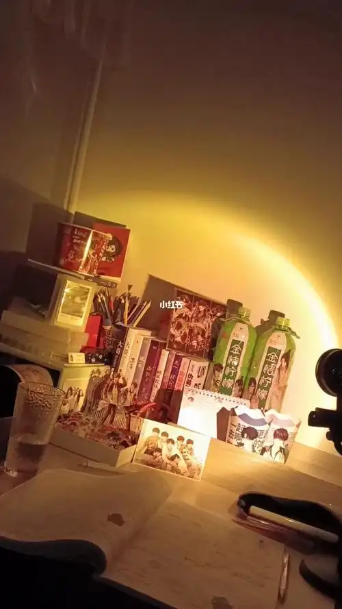 原耽女孩鸭   #书桌