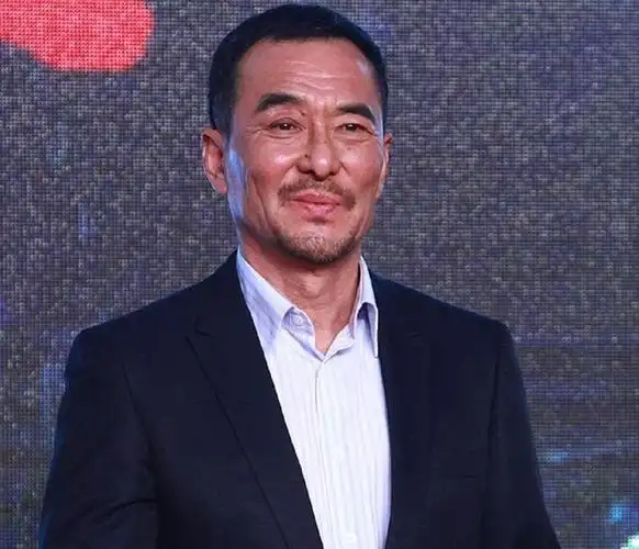 老戏骨王庆祥:大器晚成,对妻女很歉疚|演员_网易订阅