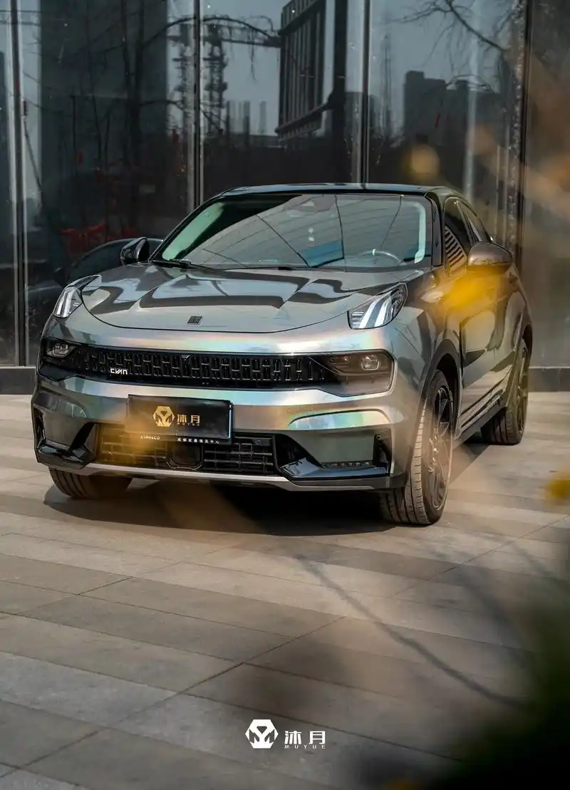 领克05改色贴膜七彩镭射灰(锦绣灰)#领克05#成都汽车贴膜 - 抖音