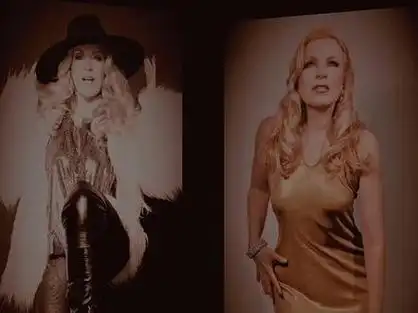 露丝(人称荷东女皇) 外文名:lian ross,josephine hiebel,josy,dana