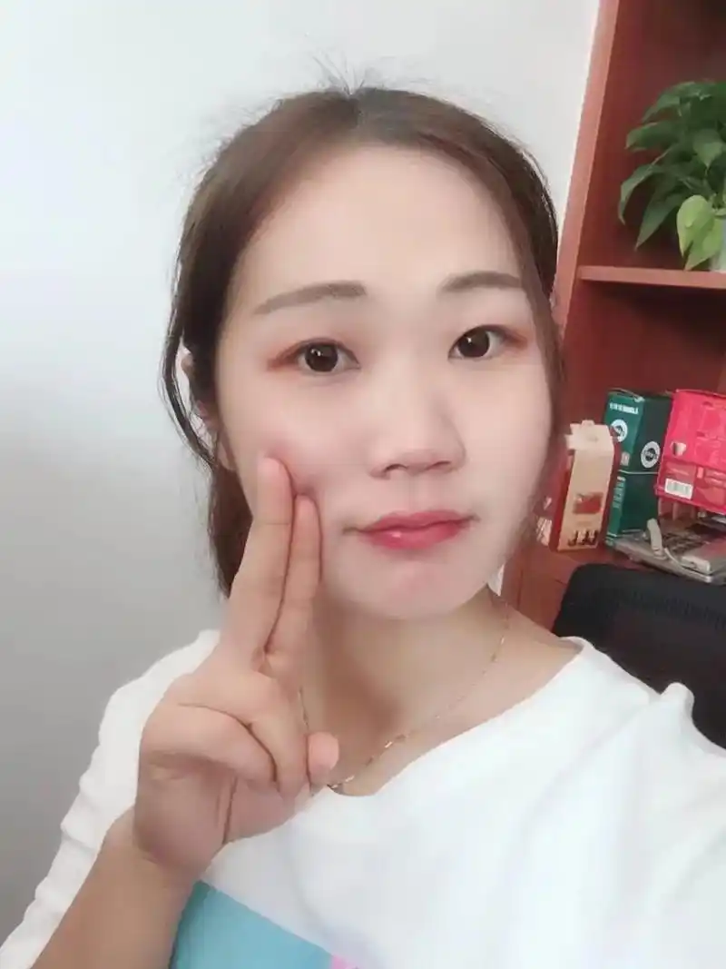 翻相册找到几张四五年前的照片,不由感叹变化真大啊,生了二胎之 - 抖