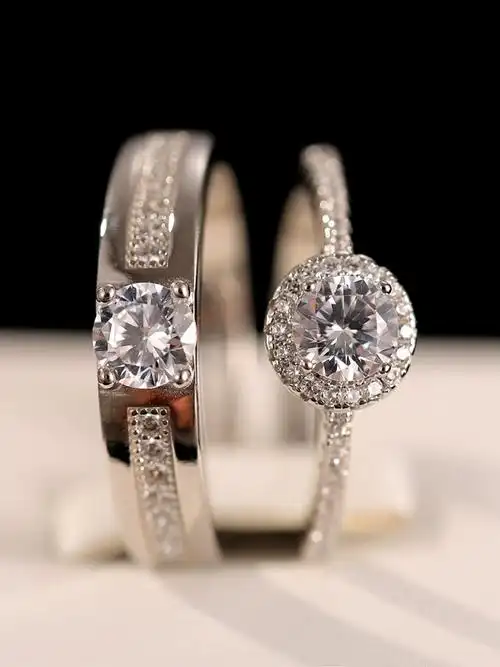 情侣钻戒时尚开口对戒结婚求婚交换道具闪耀简约锆石戒指一对经典