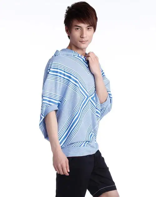 纯真传说bambini男款天蓝色蝙蝠中袖t恤