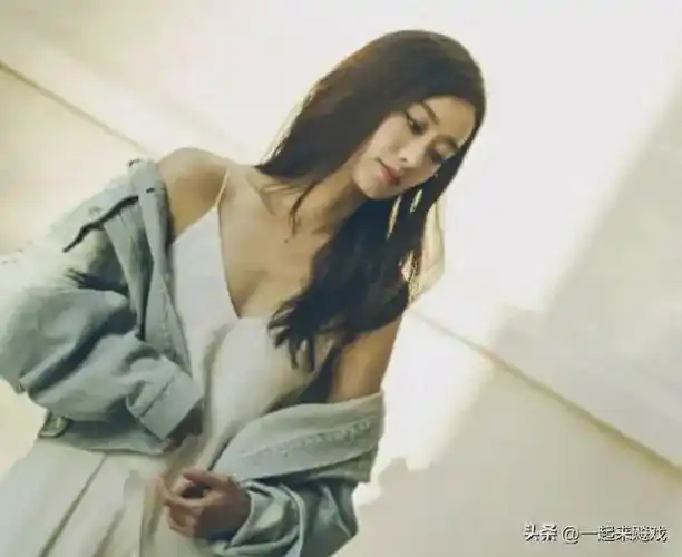 张小斐男人装慵懒性感美入人心