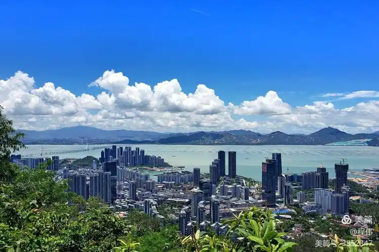 登深圳大南山揽胜!