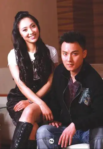 那里有李桓最帅的照片