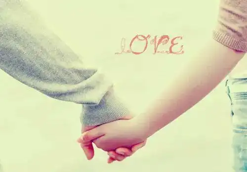 让我们不离不弃十指紧扣前世五百年情缘今生才邂逅你是我的依靠我是你