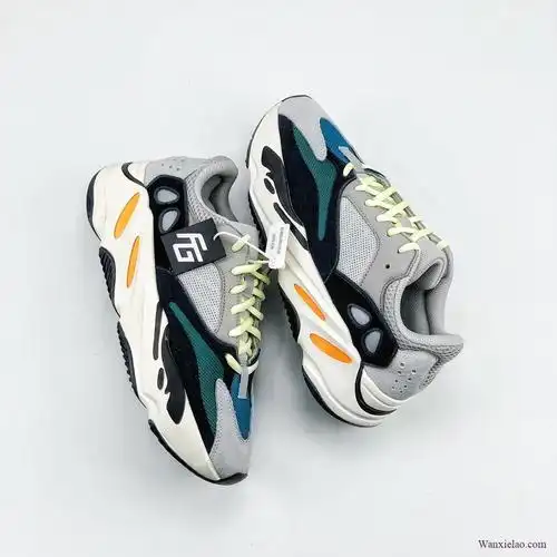 阿迪达斯椰子700初代灰adidas yeezy boost 700 "runner" 货号:b75571