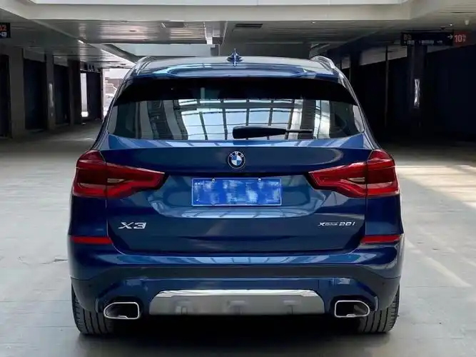 宝马 宝马x3 2020款 xdrive28i 豪华套装 蓝色 自动档对价格不满意?