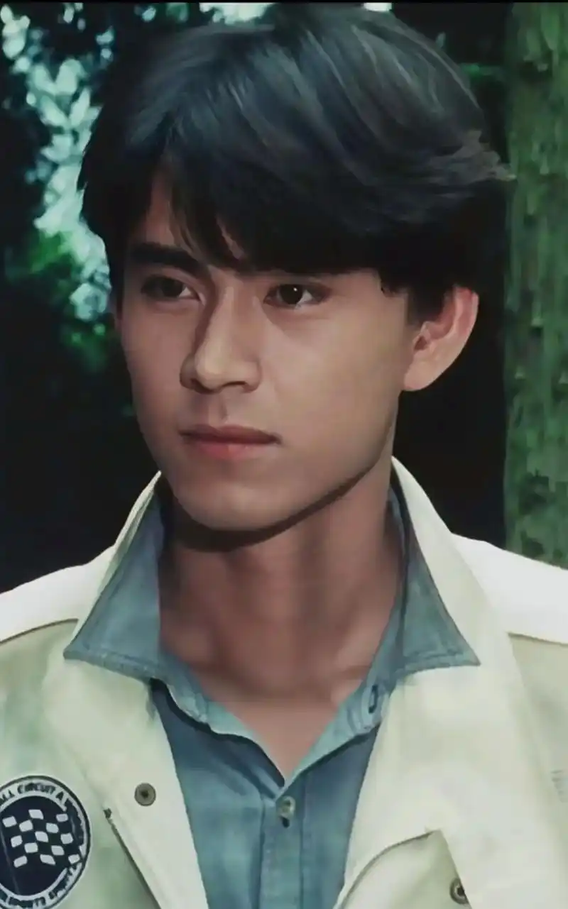 一代人的回忆 #一眼沦陷 19岁的南光太郎,如今已过36年 - 抖音