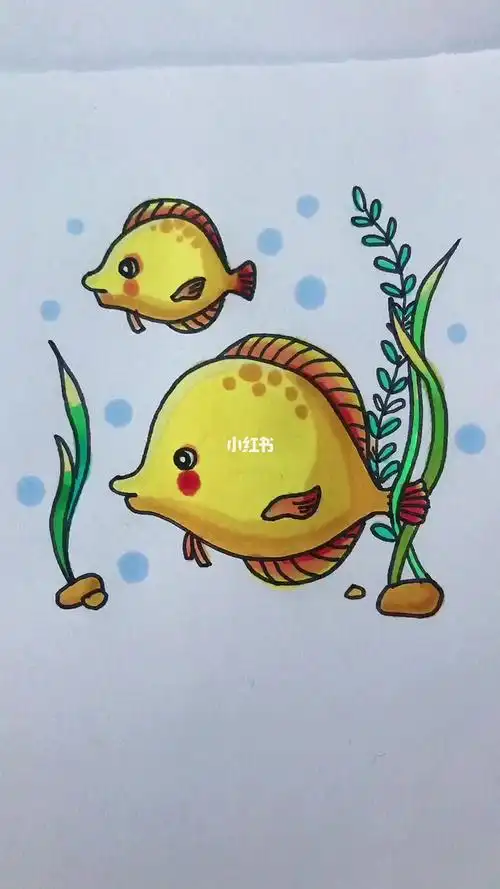 两条肥嘟嘟的热带鱼简笔画卡通儿童画
