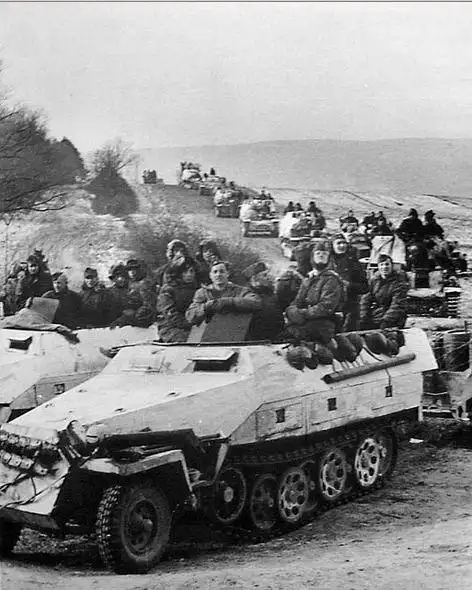 二战德国装甲掷弹兵连的实力有多强|装甲车|运兵车|德军|装甲师