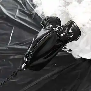 sm另类亮皮反手背捆绑束缚情趣手套男女激情调教刺激高潮刑具