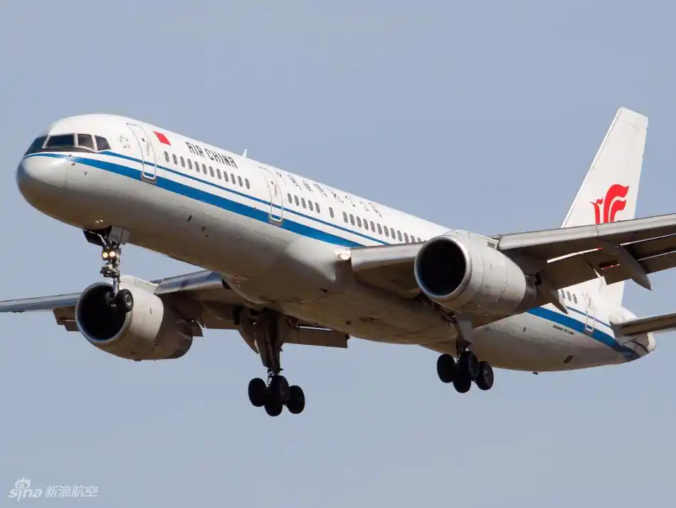 国航波音757客机