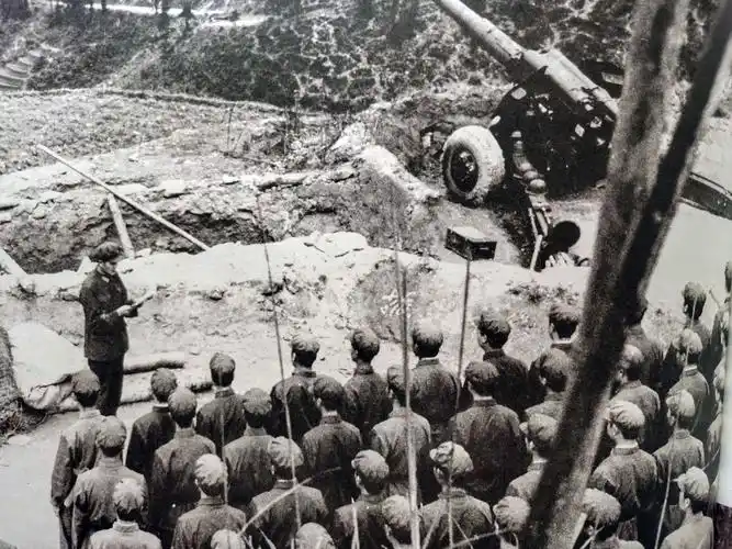 用镜头记录战争.以图片诉说战斗一一来自对越自卫反击战现场图片