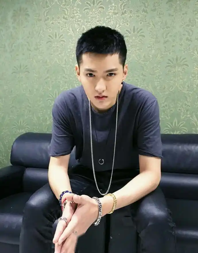 圆寸吴亦凡,那么帅也没谁了