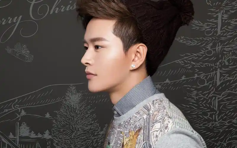 中国男演员黄明超清桌面壁纸下载_大陆明星_壁纸下载_美桌网