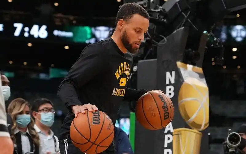 15分钟带你看库里赛前完整训练