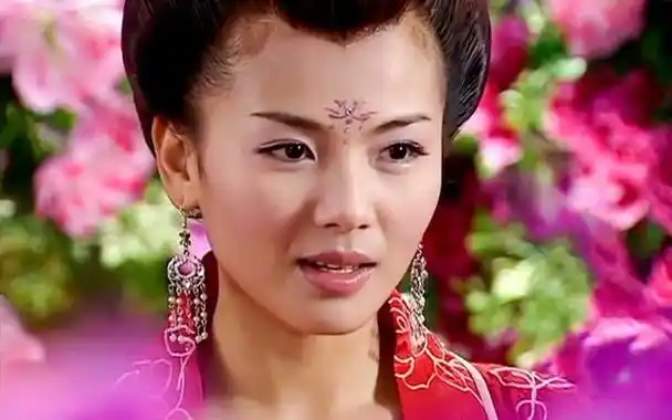 女演员和内地四美撞角色,往往输多胜少,陈红何晴颜值天花板